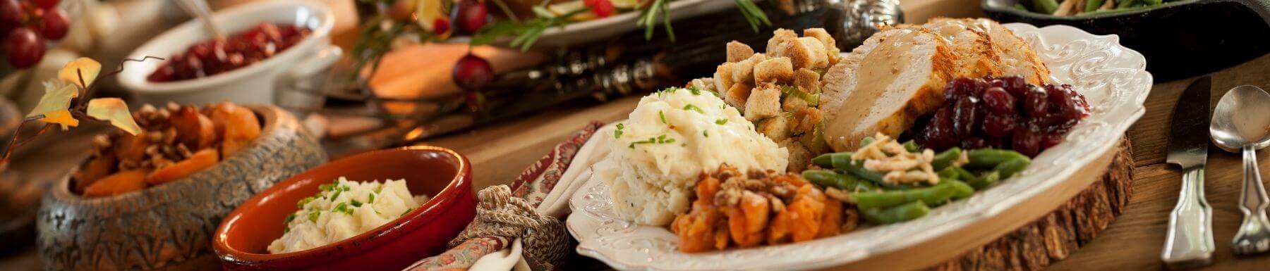 Header image for blog about Thanksgiving and planning the perfect menu, tips and tricks