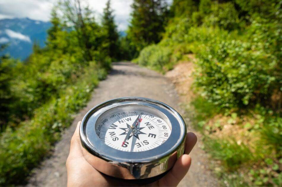 How to Get More Out of Geocaching by Tracking Your Adventures